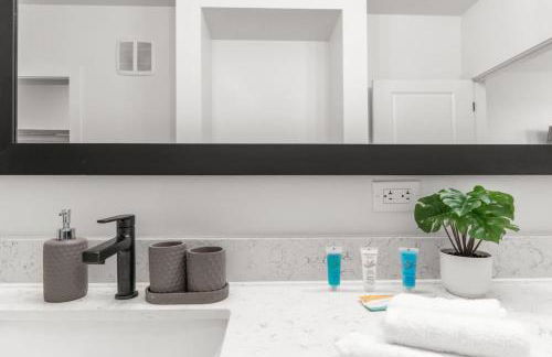 Tropical Hideaway Amazing 3 Bed Oasis with Pool - Foto 21