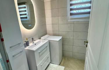 Maison neuve, cadre apaisant,jacuzzi et piscine - Foto 22