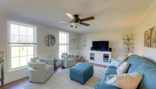 The Willowberry House with Deck and Grill! - Foto 4