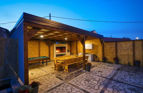 Villa Nada for 10 people with pool & integrated whirlpool - Foto 54