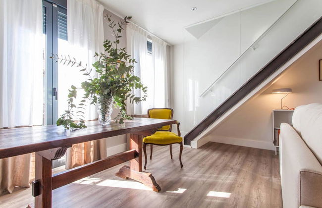 Sevilla Alquila Amplios Apartamentos Duplex en San Bernardo - Foto 29