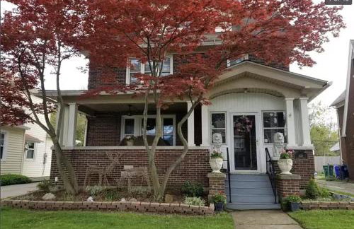 Spacious 6-bedroom house in charming Niagara Falls with AC - Foto 1