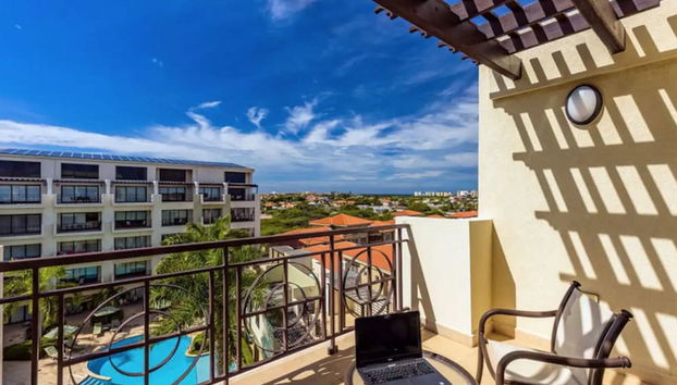 3BR 3BA Duplex w Amazing Views Pool Amenities - Foto 2, Habitación