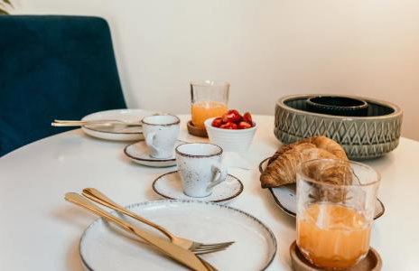 Mila and Jurija Formenti 2 apartments in heart of nautic marina, with heated swimming pool May till October, bikes, Sup, kajak, free parking in our garden - Photo 33