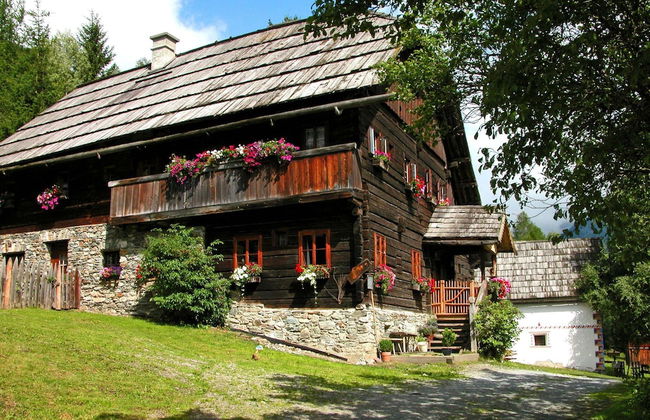 Farmhouse in Weisspriach Near Mountain Lakes - Foto 1