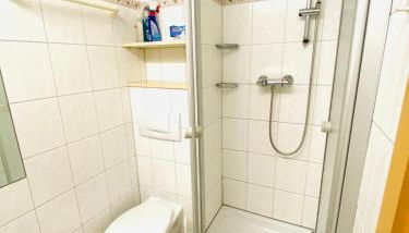 Ferienwohnung Schönblick inklusive Hallenbad, Sauna, Außenpool & Fitnessstudio, familienfreundlich ausgestattet - Foto 4