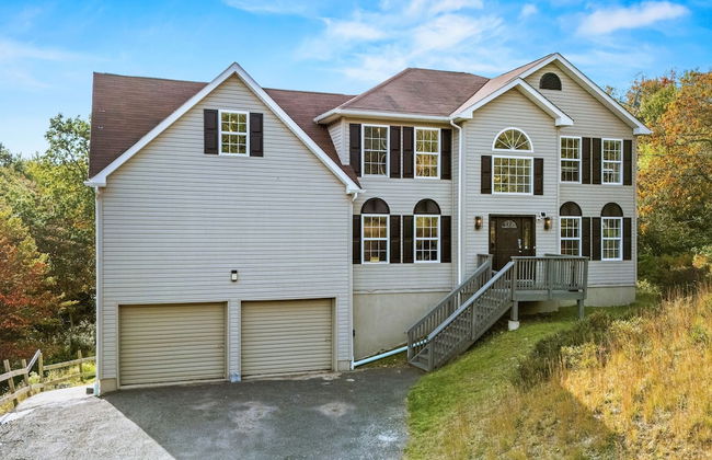 Mountain Mindset by Avantstay Pool Hot Tub Game Room Firepit - Photo 52