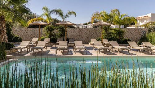 Sun City Luxury Apartments - Foto 4, sunbed, Garden view