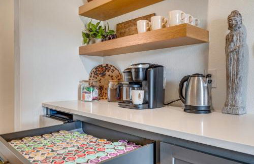 Chic Burnet Home on Lake Buchanan with 2 Fireplaces! - Foto 21