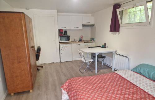 Studio à Orsay à 5 min du RER B Le Guichet - Foto 17