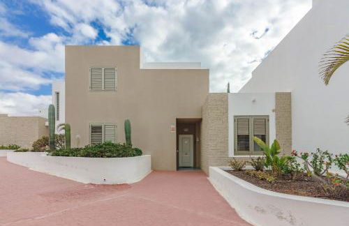 Villa Isabella, Luxury Villa with Heated Pool Ocean View in Adeje, Tenerife - Foto 78