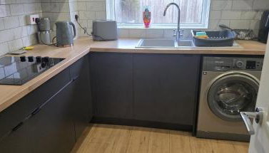 The Glen - Contractor Haven with Fast WiFi & Easy Parking by Hosterooo - Foto 3