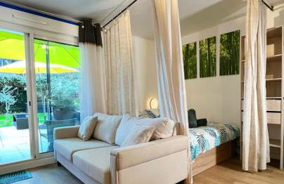 Évasion à deux, domaine prestigieux, jacuzzi et parking privés, piscine - Foto 15