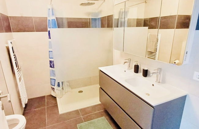 Brand new 2bedrooms Penthouse in Center - Photo 11