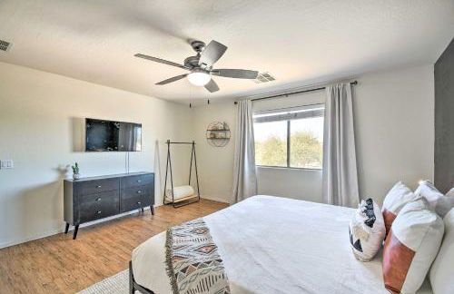 1 Mi to Surprise Stadium! Desert Poolside Oasis - Foto 14