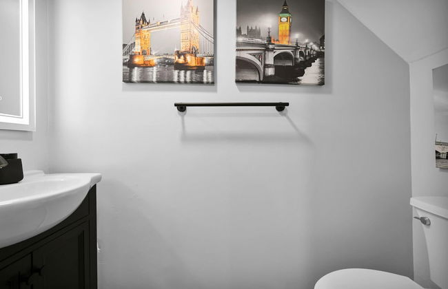 Escape to This Gorgeous new Wilton Manors Villa - Photo 24