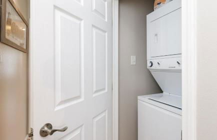 Waterfront, Shared Boat Dock & Pool w/ Views Ariels Grotto by Avantstay - Foto 60