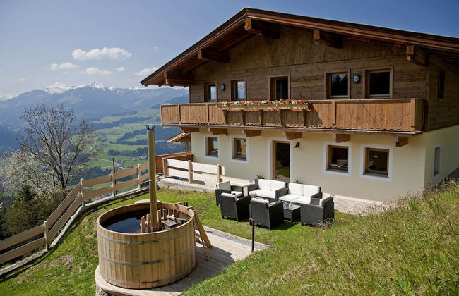 Gorgeous Chalet with Hot Tub in Tyrol - Foto 55