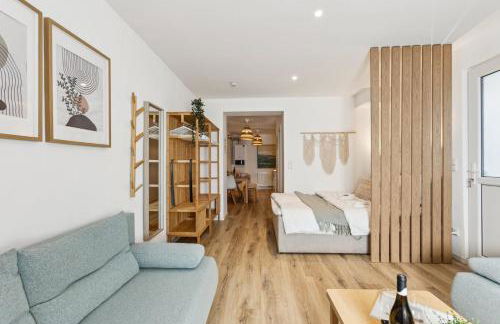 Gemütliches 2 Zimmer Ambient Apartment mit Queensize-Bett , Etagenbett& Schlafsofa in Alsternähe - Foto 1