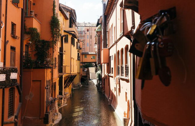 Recorrido gastronómico privado por Bolonia con guía local - Foto 9