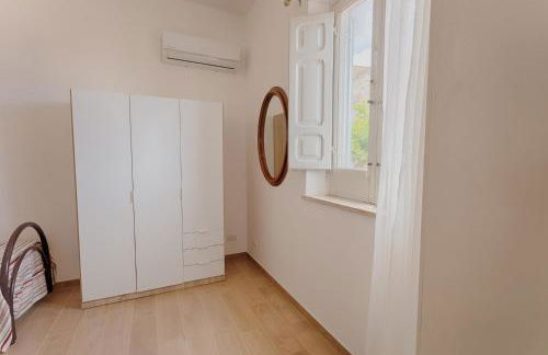 Dreamy Apartment with Veranda, Pool and Parking - Foto 16