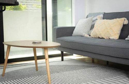 Bright and Trendy - Panoramic - Chic - Prime Location - Foto 10