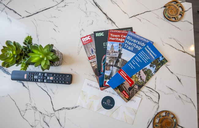 Modern Townhouse Apartment in Stratford Upon Avon With Wifi & Netflix - Photo 11