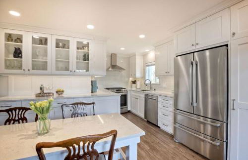 90 Walk Score, Steps to Beach, Dining - Foto 13