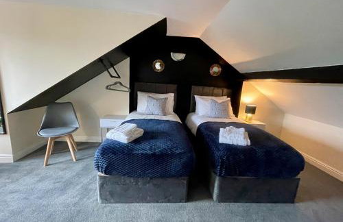 Kimberworth 4 Bedrooms House 8 Beds Close to M1 Suitable For Longer Stay - Foto 9