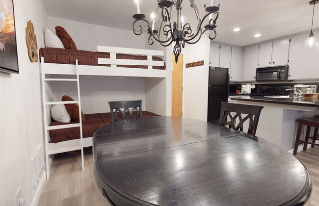 St. Anton Escape - Photo 4