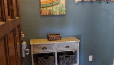 Next to Lake, Pool, 10 Acre Park, 1 Mile to Town, Best Prices - Foto 3