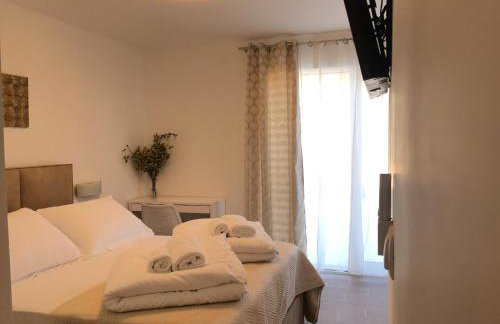 HOLIDAY HVAR lux - Photo 41