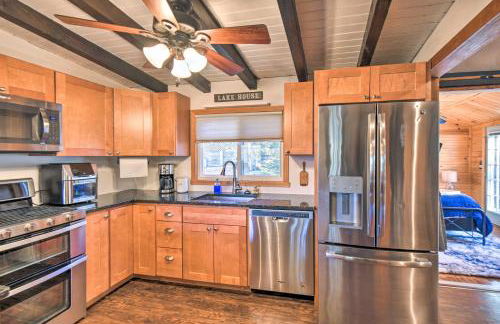 Lake Winnipesaukee Getaway with Private Beach Access - Foto 9