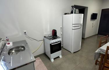 Casa vaga 2 carros ou caminhonete, 2 quartos, espaçosa, completa para 8 pessoas - Foto 8