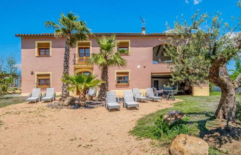 Beautiful Home In Guardiola De Fontrubí - Foto 9