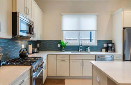 2 Homes, 7BR Rooftop Getaway In Trendy Town Near Downtown, 5 Mins to Nissan Stadium, Less than 10 Mins to Broadway, 24 Hr Hospitality, Great for Groups - Foto 14