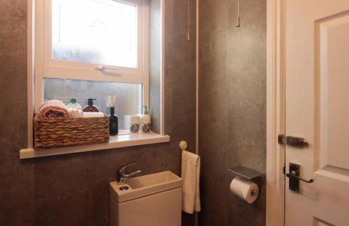 Superb Large Bespoke 5 Star Detached Villa, Prime Location, Belfast Stay - Foto 54