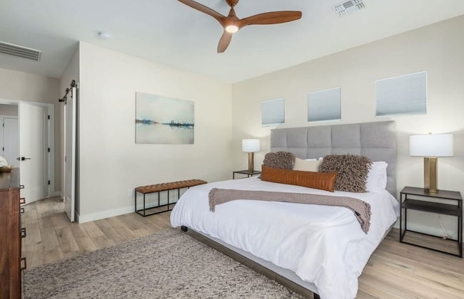 Modern Arcadia Estate Htd Pool Bikes Chef Kitchen - Foto 2