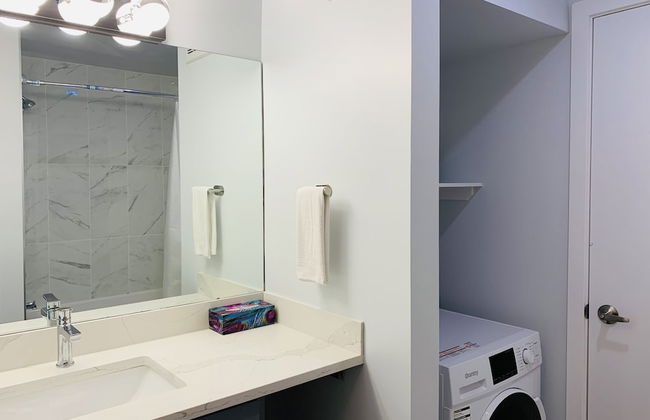 A Lovely Studio with Full Kitchen & AC - Photo 12