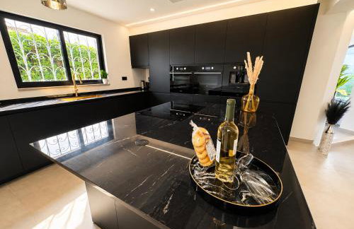 Villa Cristina 17 - Pool & 10 min walk from beach - Foto 15