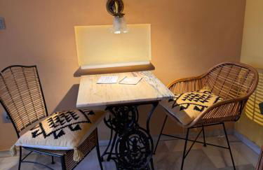 Estudio superior con vistas y pequeña terraza en Maro - Foto 13