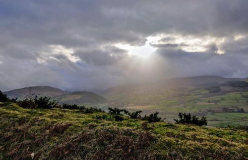 The Studio, Upper House Farm, Crickhowell. - Photo 46
