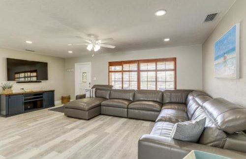 Private Hot Tub Breezy Seminole Stay! - Foto 3