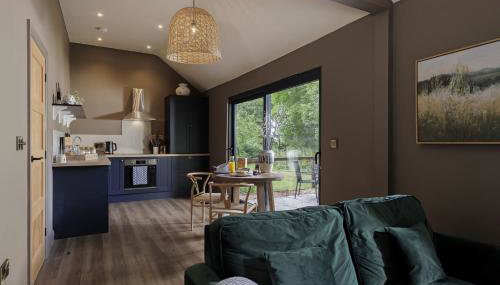 Labrador Lodge - Photo 2