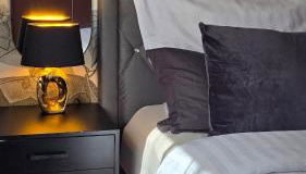 Apartment am Waldrand mit Einzelgarage, Nähe City, Messe & Flughafen - Foto 1