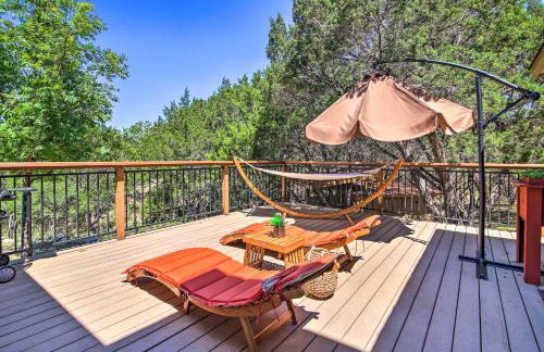 Updated Retreat with Game Room and Boat Ramp Access! - Foto 1