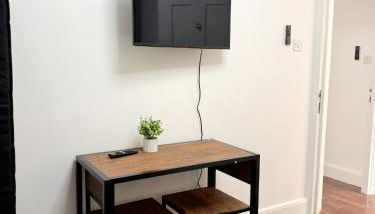 BF-Compact Room fits 1 in Wembley! - Foto 5