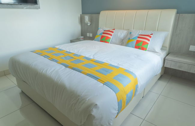 OYO Home 43995 Premium 3br 1tebrau - Photo 15