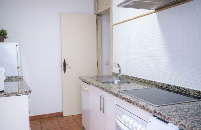 Apartamentos Los Patios de la Judería - Photo 49