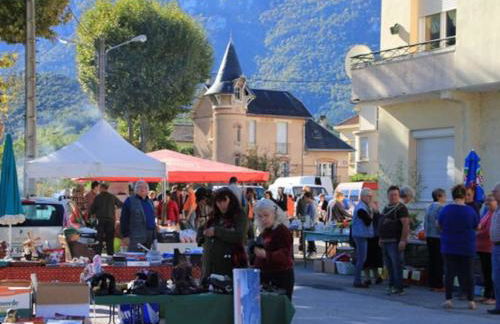 Riverside 4 bed house full of character and charm - Foto 51